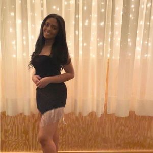 Meet your Posher, Anaria